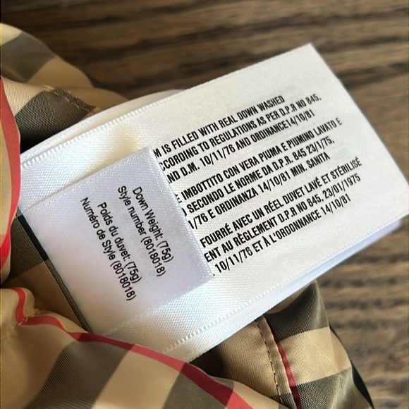 Burberry reversible unisex winter puffer jacket coat infant blue 18 months baby - Picture 9 of 9